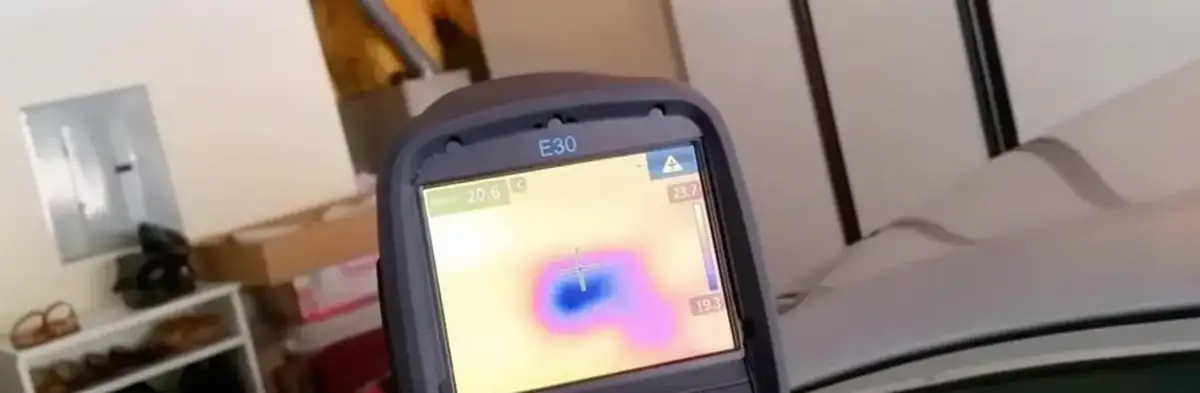 mold inspection using thermal imaging technology to detect moisture and hidden mold in a home in Cape Coral, FL